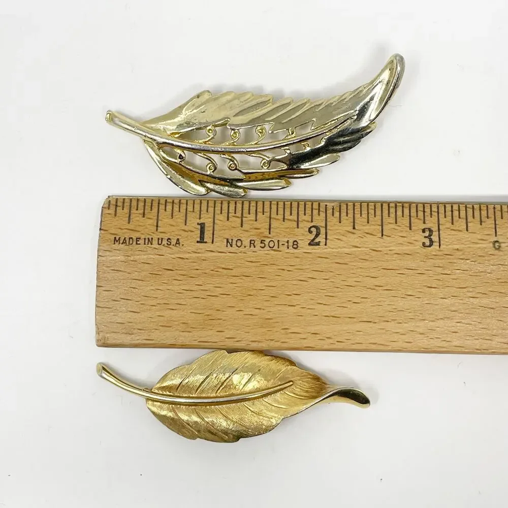 Vintage Gold Tone Leaf Brooches Lot Open‎ Leaf Closed Leaf Fairy Whimsy Boho GUC
